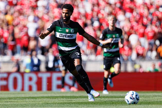 Jeremiah St. Juste seen during Taca de Portugal 2025 final game between teams of SL Benfica and Sporting CP (Maciej Rogowski) Lisboa Estadio Nacional Jamor Portugal Copyright: xMaciejxRogowskix tacadeportugal2025gamefull-136