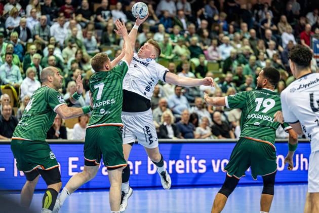 Handball Bundesliga HSG Wetzlar TBV Lemgo Lippe, 28 05 25 Lukas Hutecek TBV Lemgo Lippe, 2 , Dominik Mappes HSG Wetzlar, 7 , Vladimir Vranjes HSG Wetzlar, 14 , Philipp Ahounasou HSG Wetzlar, 19 Handball Bundesliga HSG Wetzlar TBV Lemgo Lippe Wetzlar, 28 05 25 Copyright: xBEAUTIFULxSPORTS Roeczeyx