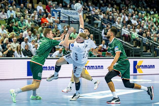 Handball Bundesliga HSG Wetzlar TBV Lemgo Lippe, 28 05 25 Lukas Hutecek TBV Lemgo Lippe, 2 , Tim Suton TBV Lemgo Lippe, 23 , Rasmus Meyer Ejlersen HSG Wetzlar, 5 , Philipp Ahounasou HSG Wetzlar, 19 Handball Bundesliga HSG Wetzlar TBV Lemgo Lippe Wetzlar, 28 05 25 Copyright: xBEAUTIFULxSPORTS Roeczeyx