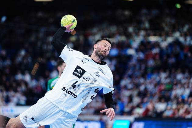 Throw Goal Domagoj Duvnjak THW Kiel, 04 GER, THW Kiel vs SC DHfK Leipzig, Handball, Bundesliga, Matchday, 31, Season 2024 2025, 28 05 2025 GER, THW Kiel vs SC DHfK Leipzig, Handball, Bundesliga, Matchday, 31, Season 2024 2025, 28 05 2025 Kiel Copyright: xEibner-Pressefoto MarcelxvonxFehrnx EP_MFN