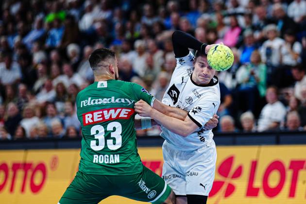 Luka Rogan SC DHfK Leipzig, 33 , Elias Ellefsen a Skipagotu THW Kiel, 71 GER, THW Kiel vs SC DHfK Leipzig, Handball, Bundesliga, Matchday, 31, Season 2024 2025, 28 05 2025 GER, THW Kiel vs SC DHfK Leipzig, Handball, Bundesliga, Matchday, 31, Season 2024 2025, 28 05 2025 Kiel Copyright: xEibner-Pressefoto MarcelxvonxFehrnx EP_MFN