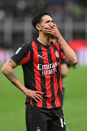 TIJANI REIJNDERS, Serie A 2024-25, Milan-Monza 2-0, Milan New Shirt 2025-26, azione, action, single shot, gesti SERIE A 2024-25 MILAN-MONZA 2-0 Milan Maglia Nuova 2025-26