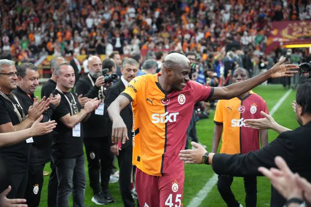 Victor Osimhen of Galatasaray after the Turkish Super League match between Galatasaray and Basaksehir FK at Rams Park Stadium in Istanbul , Turkey on May 30 , 2025. ( Photo by Seskimphoto) Istanbul Turkey Istanbul Turkey Copyright: xSeskimphotox GSaray-Basaksehir-30525 (178)