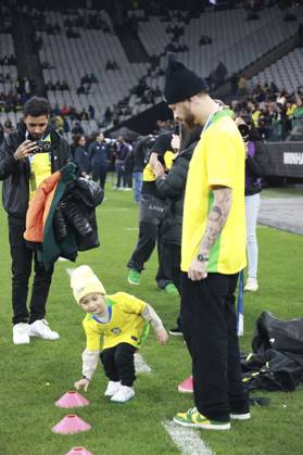 Friendly match between Brazil and Japan in Sao Paulo Sao Paulo (SP), 05 30 2025 friendly teams Brazil Japan presenter Fred Bruno accompanied by his son Cris, during the match between Brazil and Japan, held at the Neo Quimica Arena, Sao Paulo-SP, this Friday, May 30, 2025. (Foto: Leco Viana Thenews2 imago images) Copyright: xLecoxVianax