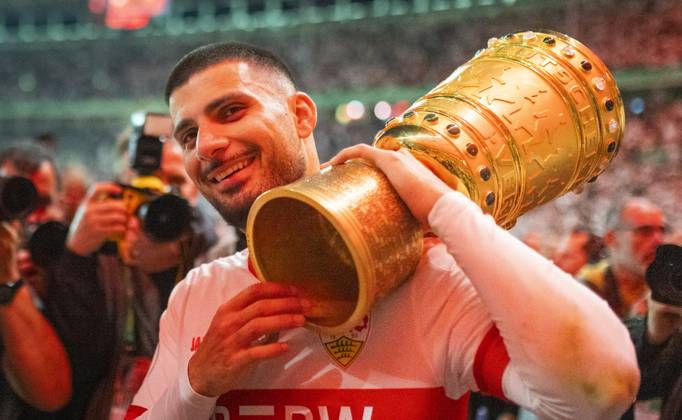 Berlin, Germany 24th May 2025 Deniz Undav VfB with cup Arminia Bielefeld VfB Stuttgart 24 05 2025