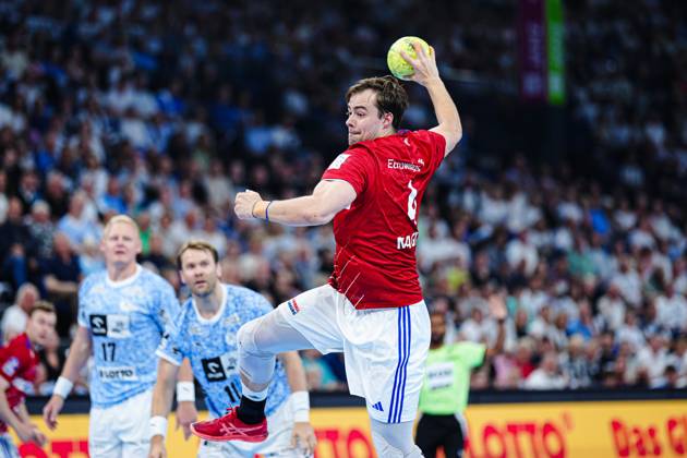 Throw Goal Andreas Magaard Handball Sport Verein Hamburg, 04 GER, THW Kiel vs Handball Sport Verein Hamburg, Handball, Bundesliga, Matchday 32, Season 2024 2025, 31 05 2025 GER, THW Kiel vs Handball Sport Verein Hamburg, Handball, Bundesliga, Matchday 32, Season 2024 2025, 31 05 2025 Kiel Copyright: xEibner-Pressefoto MarcelxvonxFehrnx EP_MFN