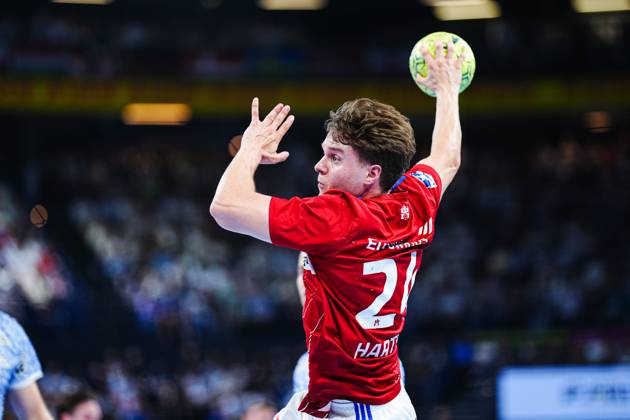 Throw Goal Alexander Hartwig Handball Sport Verein Hamburg, 24 GER, THW Kiel vs Handball Sport Verein Hamburg, Handball, Bundesliga, Matchday 32, Season 2024 2025, 31 05 2025 GER, THW Kiel vs Handball Sport Verein Hamburg, Handball, Bundesliga, Matchday 32, Season 2024 2025, 31 05 2025 Kiel Copyright: xEibner-Pressefoto MarcelxvonxFehrnx EP_MFN