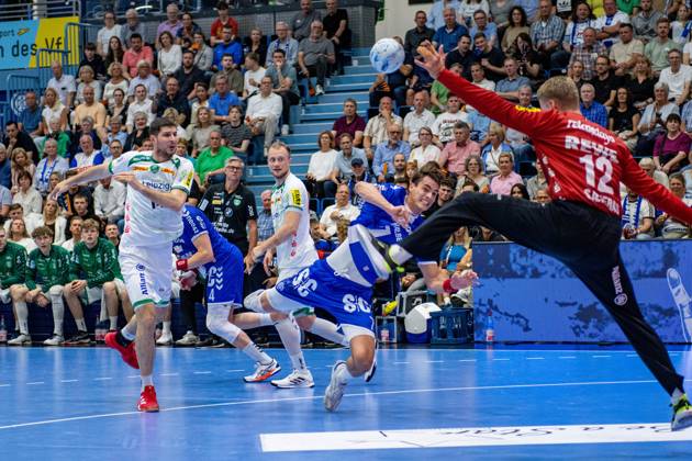 Daikin Handball Bundesliga, VfL Gummersbach SC DHFK Leipzig 31 05 2025 Marko Mami SC DHfK Leipzig 14 , Julian Köster VfL Gummersbach, 7 , ö12 Daikin Handball Bundesliga, VfL Gummersbach SC DHFK Leipzig 31 05 2025 Copyright: xBEAUTIFULxSPORTS Erlhofx