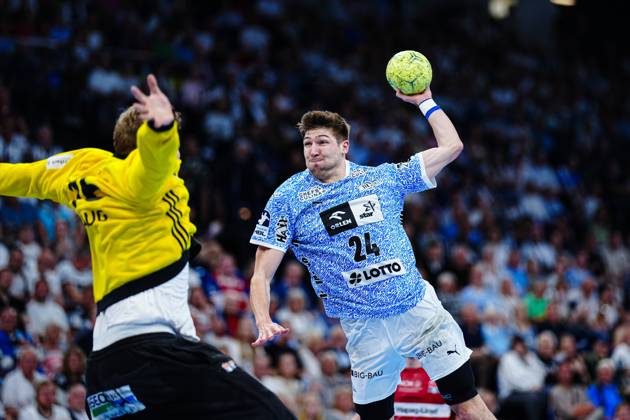 Throw Goal Lukas Zerbe THW Kiel, 24 GER, THW Kiel vs Handball Sport Verein Hamburg, Handball, Bundesliga, Matchday 32, Season 2024 2025, 31 05 2025 GER, THW Kiel vs Handball Sport Verein Hamburg, Handball, Bundesliga, Matchday 32, Season 2024 2025, 31 05 2025 Kiel Copyright: xEibner-Pressefoto MarcelxvonxFehrnx EP_MFN