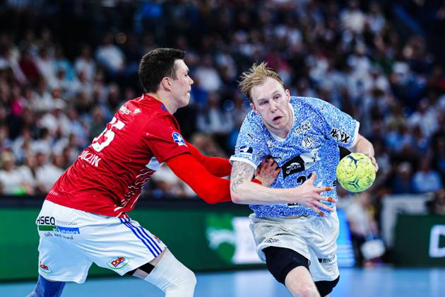 Azat Valiullin Handball Sport Verein Hamburg, 55 , Eric Johansson THW Kiel, 21 GER, THW Kiel vs Handball Sport Verein Hamburg, Handball, Bundesliga, Matchday 32, Season 2024 2025, 31 05 2025 GER, THW Kiel vs Handball Sport Verein Hamburg, Handball, Bundesliga, Matchday 32, Season 2024 2025, 31 05 2025 Kiel Copyright: xEibner-Pressefoto MarcelxvonxFehrnx EP_MFN
