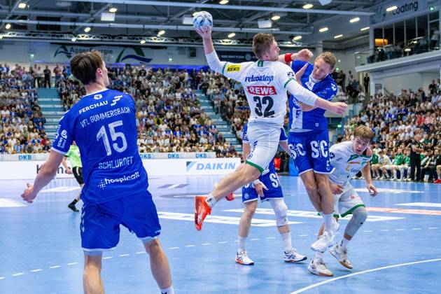 Daikin Handball Bundesliga, VfL Gummersbach SC DHFK Leipzig 31 05 2025 Miro Schluroff VfL Gummersbach, 15 , Franz Semper SC DHfK Leipzig 32 , Tilen Kodrin VfL Gummersbach, 5 , Daikin Handball Bundesliga, VfL Gummersbach SC DHFK Leipzig 31 05 2025 Copyright: xBEAUTIFULxSPORTS Erlhofx