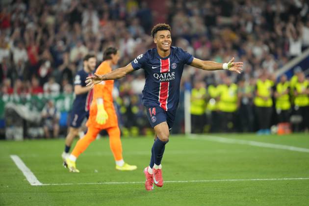 2025 UEFA Champions League Final: Paris Saint-Germain F.C. vs. FC Internazionale Milano Desire Doue of Paris Saint-Germain F.C. scores his second goal of the evening and celebrates during the 2025 UEFA Champions League Final: Paris Saint-Germain F.C. vs. FC Internazionale Milano on 31 May 2025, at Munich Football Arena, in Munich, Germany Munich Munich Football Arena Germany Copyright: xAlexandraxFechetex DSC02745