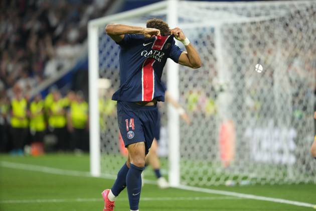 2025 UEFA Champions League Final: Paris Saint-Germain F.C. vs. FC Internazionale Milano Desire Doue of Paris Saint-Germain F.C. scores his second goal of the evening and celebrates during the 2025 UEFA Champions League Final: Paris Saint-Germain F.C. vs. FC Internazionale Milano on 31 May 2025, at Munich Football Arena, in Munich, Germany Munich Munich Football Arena Germany Copyright: xAlexandraxFechetex DSC02773