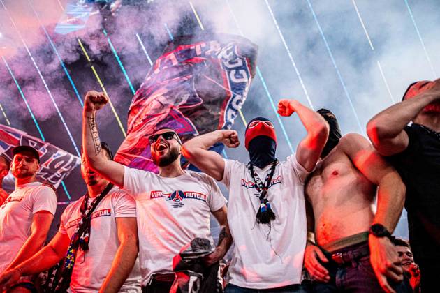 2025.06.01 Monachium 2024 2025 UEFA Final Ligi Mistrzow Allianz Arena Monachium PSG - Inter Mediolan N z radosc kibicow psg po zdobyciu finalu ligi mistrzow PSG fans after winning uefa champions league Foto Mateusz Porzucek PressFocus 2025.06.01 Monachium UEFA Champions League Final Allianz Arena stadium Munich Paris Saint Germain - FC Internazionale Milano PSG - Inter Mediolan radosc kibicow psg po zdobyciu finalu ligi mistrzow PSG fans after winning uefa champions league Credit: Mateusz Porzucek PressFocus NEWSPIX.PL --- newspix.pl
