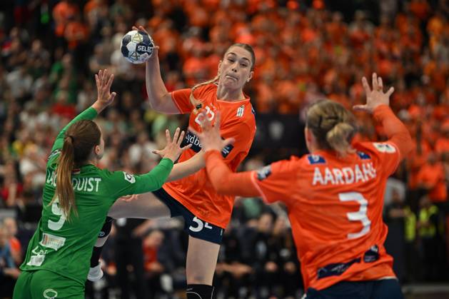 BUDAPEST: Gyori Audi ETO and Odense Handhold, gold medal Ragnhild Valle Dahl of Odense Handhold in action during the EHF Champions League Women 2024 2025 gold medal game between Gyori Audi ETO and Odense Handhold, in Budapest, Hungary, June 01, 2025. Alex Nicodim Imago Images Copyright: xAlexxNicodimx