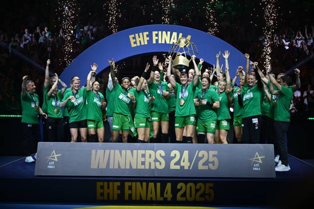 BUDAPEST: Gyori Audi ETO and Odense Handhold, gold medal Gyro Audi ETO players celebrate with the trophy during the EHF Champions League Women 2024 2025 gold medal game between Gyori Audi ETO and Odense Handhold, in Budapest, Hungary, June 01, 2025. Alex Nicodim Imago Images Copyright: xAlexxNicodimx