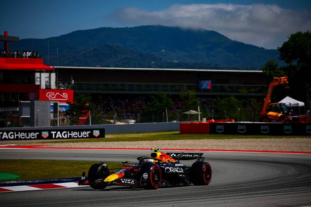 MOTORI - Formula 1 - Aramco Gran Premio de Espana 2025 - Race 22 Yuki Tsunoda, (JAP) Oracle Red Bull Racing RB21, Honda, during the Spanish GP, Barcelona 29 May-1 June 2025, Montemelo Formula 1 World Championship, WM, Weltmeisterschaft 2025. Spain Spain Copyright: xIPAxSport ABACAx