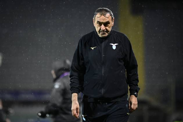 Foto Massimo Paolone LaPresse 26 Febbraio 2024 - Firenze, Italia - calcio - Fiorentina vs Lazio - Campionato italiano di calcio Serie A TIM 2023 2024 - Stadio Artemio Franchi. Nella foto: Maurizio Sarri coach (SS Lazio) osserva February 26, 2024 Florence, Italy - sport, calcio - Fiorentina vs Lazio - Italian Serie A Football Championship 2023 2024 - Artemio Franchi Stadium. In the pic: Maurizio Sarri coach (SS Lazio) looks on Copyright: xMassimoxPaolone LaPressex