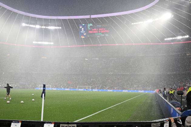 04 06 2025, xjrdrx, Football UEFA Nations League 1 2 Final, Germany Portugal v l hailstorm over the stadium DFL DFB REGULATIONS PROHIBIT ANY USE OF PHOTOGRAPHS as IMAGE SEQUENCES and or QUASI VIDEO Muenchen