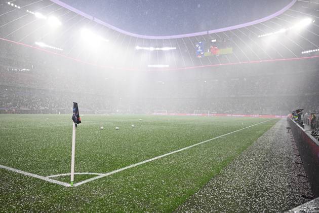 04 06 2025, xjrdrx, Football UEFA Nations League 1 2 Final, Germany Portugal v l hailstorm over the stadium DFL DFB REGULATIONS PROHIBIT ANY USE OF PHOTOGRAPHS as IMAGE SEQUENCES and or QUASI VIDEO Muenchen