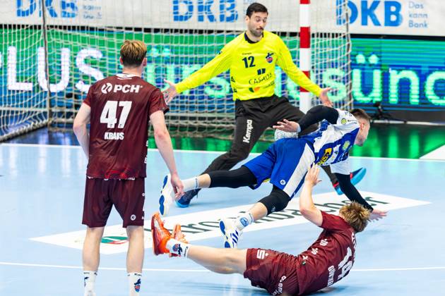 04 06 2025, GER, Handball, Men, Season 24 25, 1 Daikin Handball Bundesliga, 33 Matchday, ThSV Eisenach 1 VfL Potsdam Max Guenther 1 VfL Potsdam Filip Vistorop ThSV Eisenach,4 99817 Eisenach Werner Assmann Halle Am Sportp Thueringen Germany