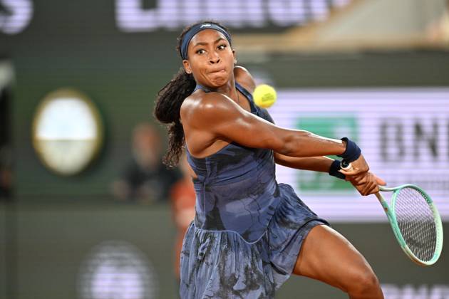 2025 Roland-Garros - Day 12 PARIS, FRANCE - JUNE 5: Coco Gauff of US in action against Lois Boisson of France (not seen) during the Women s Singles semi-final match on Day twelve of the 2025 French Open at Court Philippe-Chatrier in Paris, France on June 5, 2025. Mustafa Yalcin Anadolu Paris France. Editorial use only. Please get in touch for any other usage. Copyright: x2025xAnadoluxMustafaxYalcinx