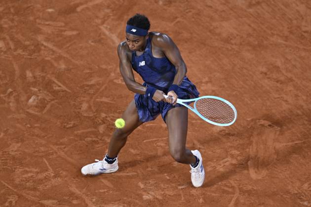 2025 Roland-Garros - Day 12 PARIS, FRANCE - JUNE 05: Coco Gauff of the United States plays against Lois Boisson of France during the Women s Singles Semifinal match on Day Twelve of the 2025 French Open at Roland Garros on June 05, 2025 in Paris, France. Burak Akbulut Anadolu Paris France. Editorial use only. Please get in touch for any other usage. Copyright: x2025xAnadoluxBurakxAkbulutx