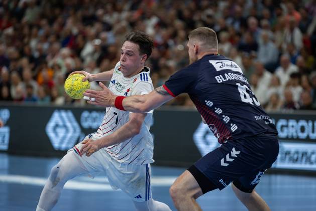 DAIKIN HBL SG Flensburg Handewitt vs Handball Sportverein Hamburg 08 06 25 Leif Tissier Nr 07, Handball Sportverein Hamburg vs Blaz Blagotinsek Nr 43, SG Flensburg Handewitt DAIKIN HBL SG Flensburg Handewitt vs Handball Sportverein Hamburg, GP JOULE Arena on 08 06 25 Copyright: xBEAUTIFULxSPORTS MarioxM.xKobergx
