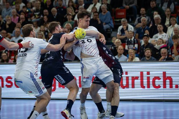 DAIKIN HBL SG Flensburg Handewitt vs Handball Sportverein Hamburg 08 06 25 No getting through for Ben Levermann No 20, Handball Sportverein Hamburg DAIKIN HBL SG Flensburg Handewitt vs Handball Sportverein Hamburg, GP JOULE Arena on 08 06 25 Copyright: xBEAUTIFULxSPORTS MarioxM.xKobergx