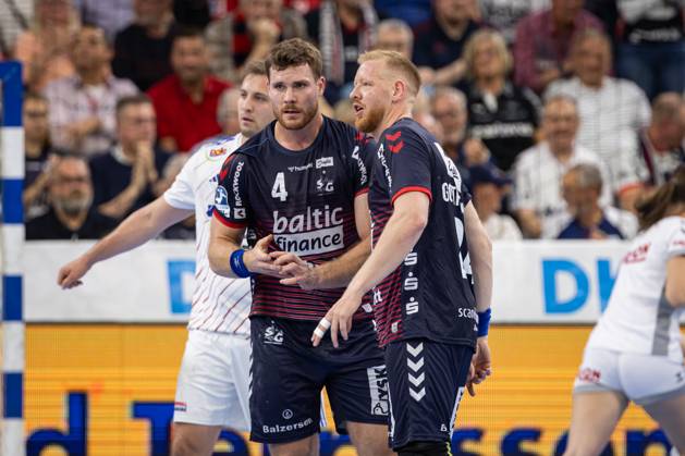 DAIKIN HBL SG Flensburg Handewitt vs Handball Sportverein Hamburg 08 06 25 Johannes Golla Nr 04, SG Flensburg Handewitt mir Jim Gottfridsson Nr 24, SG Flensburg Handewitt DAIKIN HBL SG Flensburg Handewitt vs Handball Sportverein Hamburg, GP JOULE Arena on 08 06 25 Copyright: xBEAUTIFULxSPORTS MarioxM.xKobergx