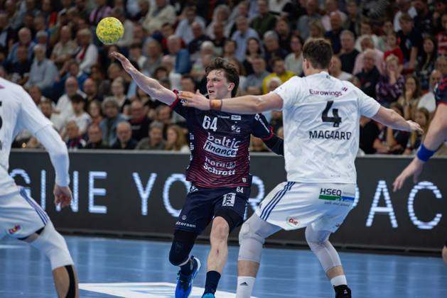 DAIKIN HBL SG Flensburg Handewitt vs Handball Sportverein Hamburg 08 06 25 Lasse Møller Nr 64, SG Flensburg Handewitt in attack DAIKIN HBL SG Flensburg Handewitt vs Handball Sportverein Hamburg, GP JOULE Arena on 08 06 25 Copyright: xBEAUTIFULxSPORTS MarioxM.xKobergx