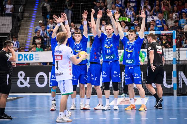 Andri Mar Runarsson SC DHfK Leipzig, 04 vs Stuttgarter Mauer GER, TVB Stuttgart SC DHfK Leipzig, DAIKIN HBL, Handball, Bundesliga, Matchday 34, Season 2024 2025, 08 06 2025 GER, TVB Stuttgart SC DHfK Leipzig, DAIKIN HBL, Handball, Bundesliga, Matchday 34, Season 2024 2025, 08 06 2025 Stuttgart Copyright: xSandyxDinkelackerx EP_SDR