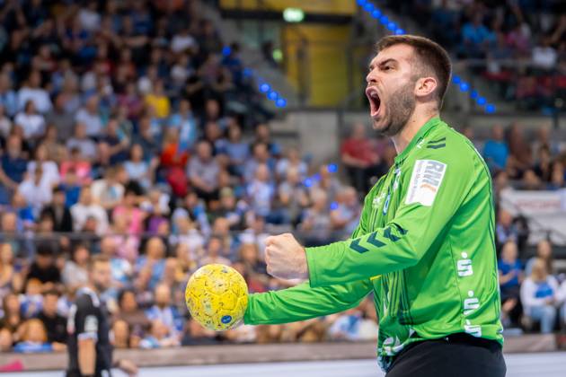Handball I Men I Season 2024 2025 I Bundesliga I 34 Matchday I TVB Stuttgart SC DHfK Leipzig I 08 06 2025 Miljan Vujovic 16, TVB Stuttgart cheers Stuttgart Porsche Arena Baden Württemberg Germany Copyright: xLobeca MaxxPetershansx