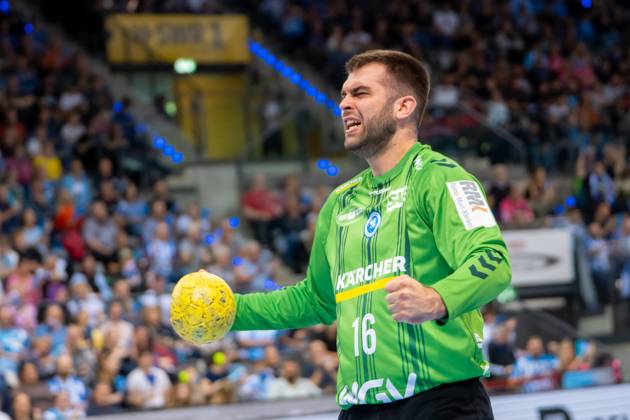 Handball I Men I Season 2024 2025 I Bundesliga I 34 Matchday I TVB Stuttgart SC DHfK Leipzig I 08 06 2025 Miljan Vujovic 16, TVB Stuttgart cheers Stuttgart Porsche Arena Baden Württemberg Germany Copyright: xLobeca MaxxPetershansx