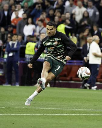 UEFA Nations League Final: Portugal vs Spain Cristiano Ronaldo of Portugal warms up prior to the UEFA Nations League final match against Spain at Allianz Arena in Munich. Copyright: xTaiseixIwamotox