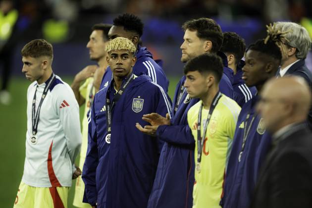 UEFA Nations League Final: Portugal vs Spain Lamine Yamal of Spain stands silently after receiving his runners-up medal following the UEFA Nations League final defeat to Portugal. Copyright: xTaiseixIwamotox