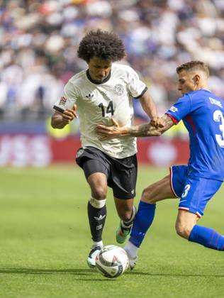 08 06 2025, Football UEFA Nations League 2024 25, Match for 3rd place, Germany France, at the MHP Arena Stuttgart, v li Karim Adeyemi Germany vs Lucas Digne France