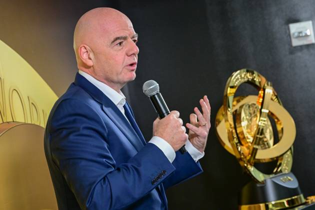 FIFA President Gianni Infantino, speaks next to the Club World Cup trophy during an event in Miami, Florida, 10 June 2025. Infantino downplayed the impact that the United States restrictive immigration policies will have on the Club World Cup, which begins this Saturday, and the 2026 World Cup, assuring fans from all over the world will attend both competitions. FIFA downplays the impact of USA immigration policy on sports tournaments !ACHTUNG: NUR REDAKTIONELLE NUTZUNG! Copyright: xGiorgioxVierax USA3054 20250611-55017097082_1