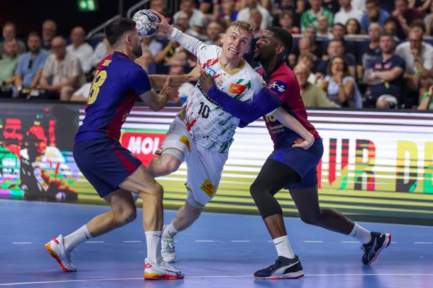 14 06 2025, Handball, Semi-final TruckScout24 EHF FINAL4, LANXESS arena Cologne, FC Barcelona SC Magdeburg Gisli Kristjansson Magdeburg 10 North Rhine-Westphalia Germany