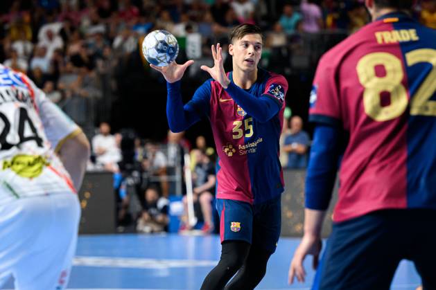 Cologne, Germany Handball EHF CL Final 4 Semi-Final Barca SC Magdeburg Domen Makuc Barcelona Cologne Lanxess Arena North Rhine-Westphalia Germany