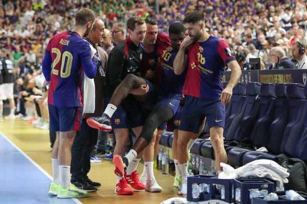 14 06 2025, xtgx, Handball, EHF Champions League Semi-Final 2, FC Barcelona SC Magdeburg v l Dika Mem Barcelona, 10 Injured Injury Cologne