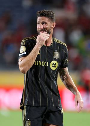 Orlando, USA, 24th June 2025. Oliver Giroud of Los Angeles FC during the Los Angeles FC vs CR Flamengo FIFA Club World Cup match at Camping World Stadium, Orlando. Picture credit should read: David Klein Sportimage EDITORIAL USE ONLY. No use with unauthorised audio, video, data, fixture lists, club league logos or live services. Online in-match use limited to 120 images, no video emulation. No use in betting, games or single club league player publications. SPI_164_DK_LA_FC_Flamengo SPI-3991-0164