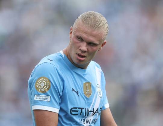 Orlando, USA, 26th June 2025. Erling Haaland of Manchester City during the Juventus vs Manchester City FIFA Club World Cup match at Camping World Stadium, Orlando. Picture credit should read: David Klein Sportimage EDITORIAL USE ONLY. No use with unauthorised audio, video, data, fixture lists, club league logos or live services. Online in-match use limited to 120 images, no video emulation. No use in betting, games or single club league player publications. SPI_114_DK_Juventus_Man_City SPI-3993-0117