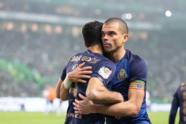 March 2, 2022, Lisbon, Lisbon, Portugal: Porto forward from Iran MEHDI TAREMI (9) celebrating after scoring a goal with Porto defender from Portugal PEPE (3) during the game for Portugal Cup between Sporting and Porto at Estadio Jose de Alvalade Lisbon Portugal - ZUMAs359 20220302_zsp_s359_072 Copyright: xAlexandrexdexSousax