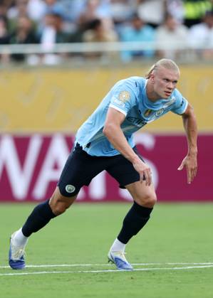Orlando, USA, 26th June 2025. Erling Haaland of Manchester City during the Juventus vs Manchester City FIFA Club World Cup match at Camping World Stadium, Orlando. Picture credit should read: David Klein Sportimage EDITORIAL USE ONLY. No use with unauthorised audio, video, data, fixture lists, club league logos or live services. Online in-match use limited to 120 images, no video emulation. No use in betting, games or single club league player publications. SPI_235_DK_Juventus_Man_City SPI-3993-0235