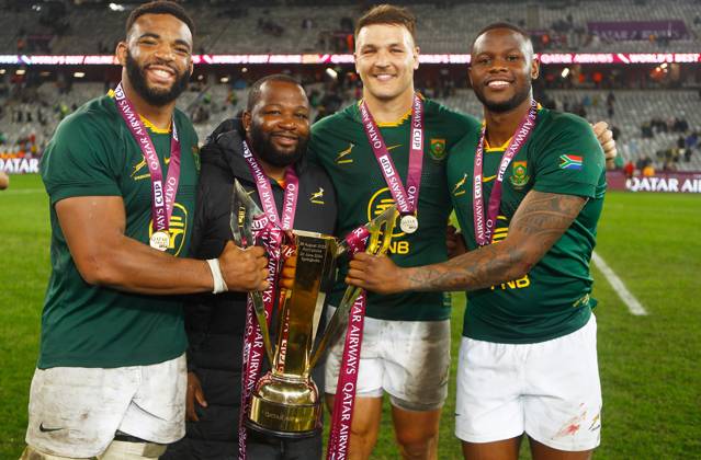 Qatar Airways Cup, DHL Stadium, Cape Town, South Africa 29 6 2025 South Africa vs Barbarians Vincent Tshituka, Ox Nche, Andre Esterhuizen and Aphelele Fassi of South Africa celebrate after the match Vincent Tshituka, Ox Nche, Andre Esterhuizen and Aphelele Fassi celebrate after the match 29 6 2025  Copyright: x INPHO StevexHaagxSports Darrenx SH196378
