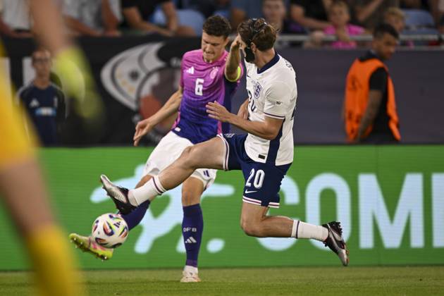 BRATISLAVA - Eric Martel of Germany U21, U 21 Alex Scott of England U21 (l-r) at the National Football Stadium during the Under-21 European Championship, EM, Europameisterschaft final between Young England and Young Germany. ANP Hollandse Hoogte UEFA European Under-21 Championship 2025 Final 2024 25 xVIxANPxSportx xGerritxvanxKeulenxIVx 530646540 originalFilename: 530646540.jpg
