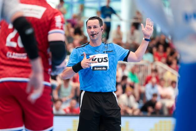 29 06 2025, 2 Handball Bundesliga, Catch-up match, TuSEM Essen Dessau Rosslauer HV 06, Referee Fabian Baumgart, Essen Sporthalle Am Hallo NRW Germany xRHR PHOTO DEx Copyright: DennisxEwert RHR-FOTOx RHR-FOTO DE