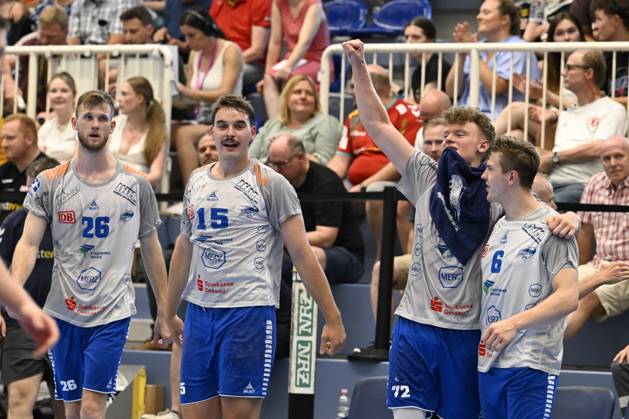 GER, 2 HBL, Wiederholungsspiel, Tusem Essen vs Dessau Rosslauer HV 06 29 6 2025 Essen, Sporthalle am Hallo, GER, 2 HBL, Wiederholungsspiel, Tusem Essen vs Dessau Rosslauer HV 06 2 HBL regulations prohibit any use of photographs as image sequences and or quasi video in the picture made but cheer, Yannick Danneberg Dessau Rosslauer HV06 26 ,dr15, Tim Maximilian Hertzfeld Dessau Rosslauer HV06 72 and Fritz Leon Haake Dessau Rosslauer HV06 6 NordphotoxGmbHx xFreund nph00018