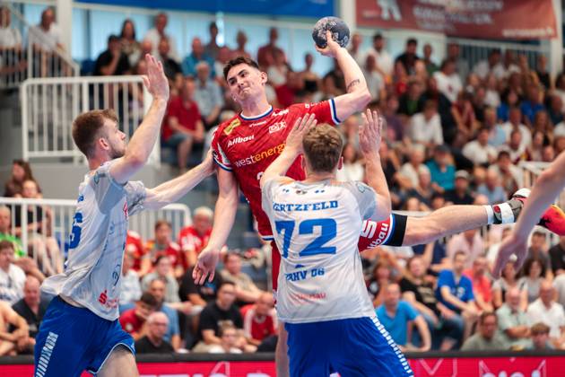 29 06 2025, 2 Handball Bundesliga, Catch-up match, TuSEM Essen Dessau Rosslauer HV 06, Lev Szuharev TuSEM Essen , Essen Sporthalle Am Hallo NRW Germany xRHR PHOTO DEx Copyright: DennisxEwert RHR-FOTOx RHR-FOTO DE